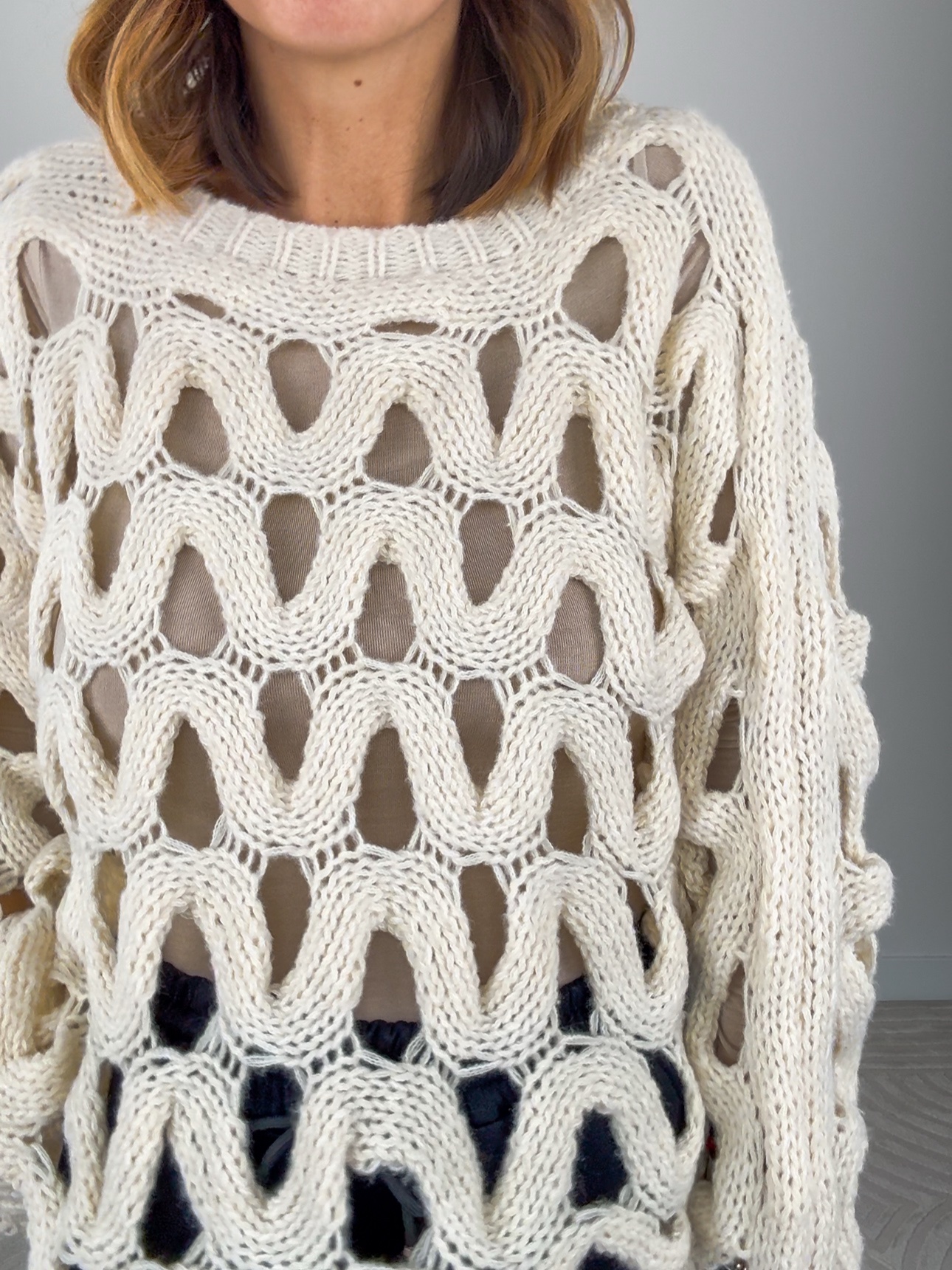 Pull Traforato Burro - immagine 2