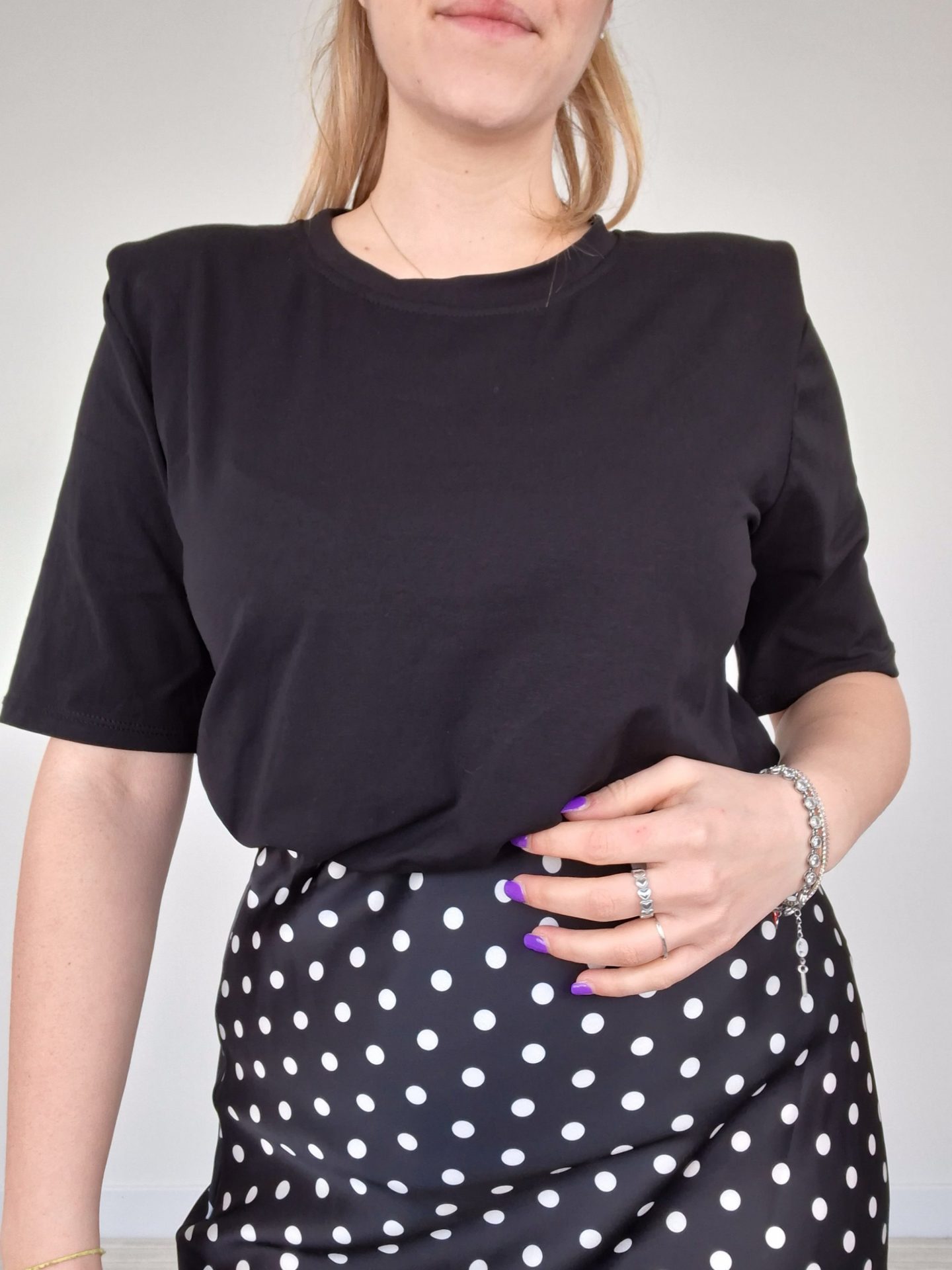 T-Shirt Manuela Nero - immagine 8