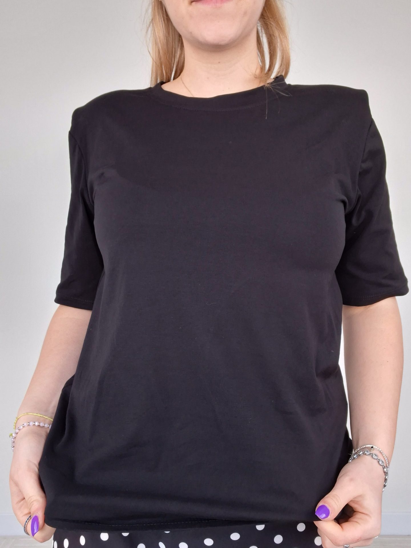T-Shirt Manuela Nero - immagine 4
