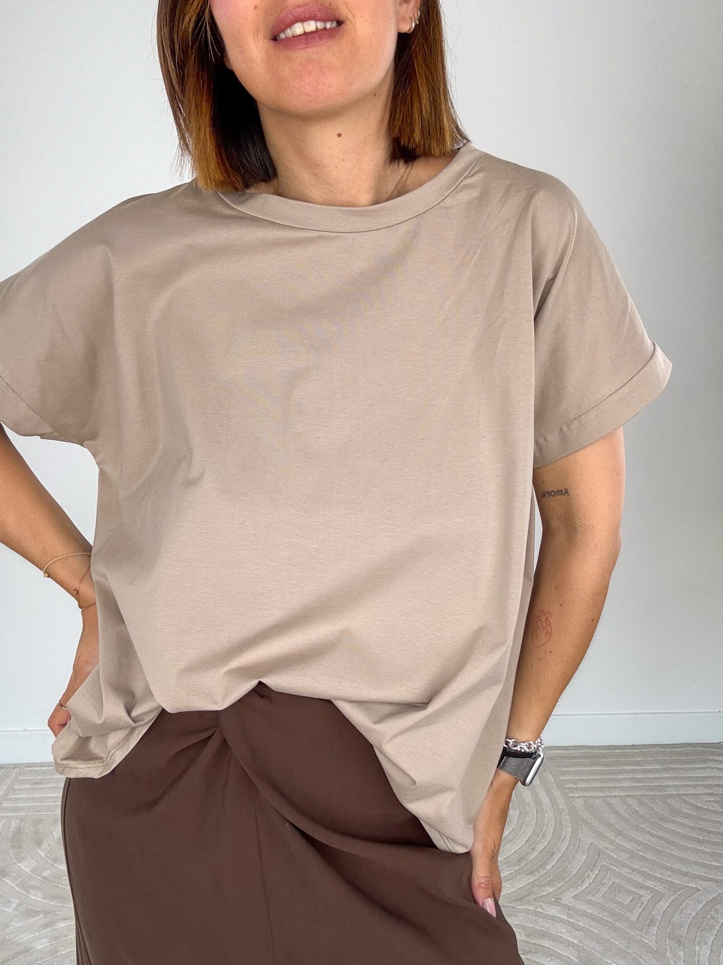 T-shirt Francesca Nocciola - immagine 3